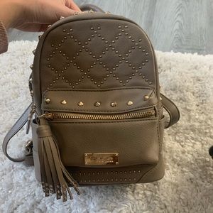 Mini taupe back pack